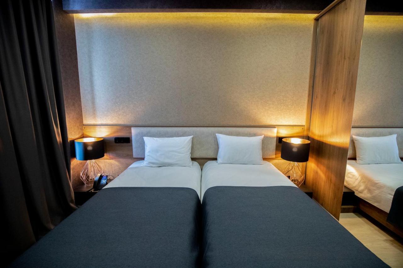 غودوري Snow Rooms Hotel المظهر الخارجي الصورة