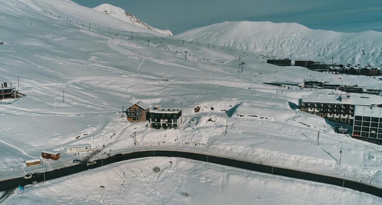 غودوري Snow Rooms Hotel المظهر الخارجي الصورة